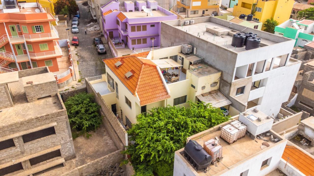 Simabo'S Backpackers' Hostel Миндело Екстериор снимка