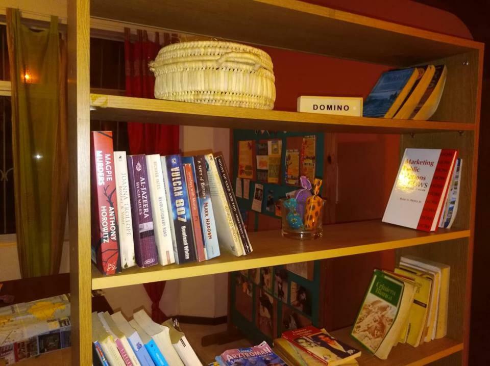 Simabo'S Backpackers' Hostel Миндело Екстериор снимка