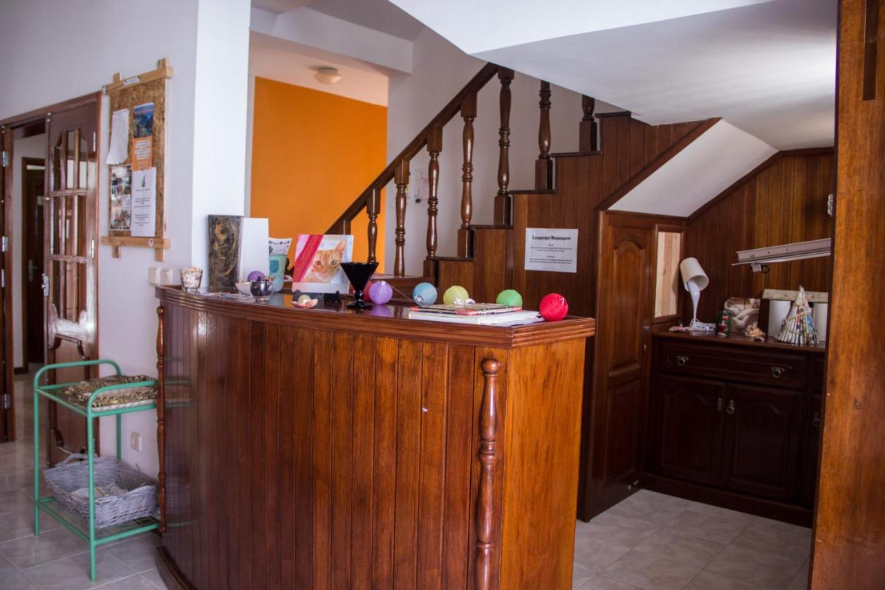 Simabo'S Backpackers' Hostel Миндело Екстериор снимка